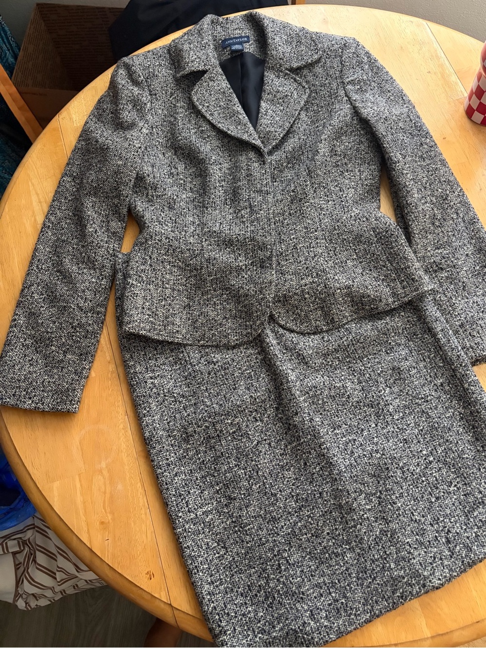 Ann Taylor Tweed Blazer (size 4) and Skirt (size 2 petite) Set #131